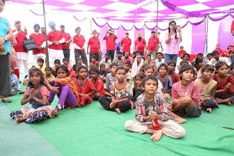 Childrens gathered during Patiala CSR Activity